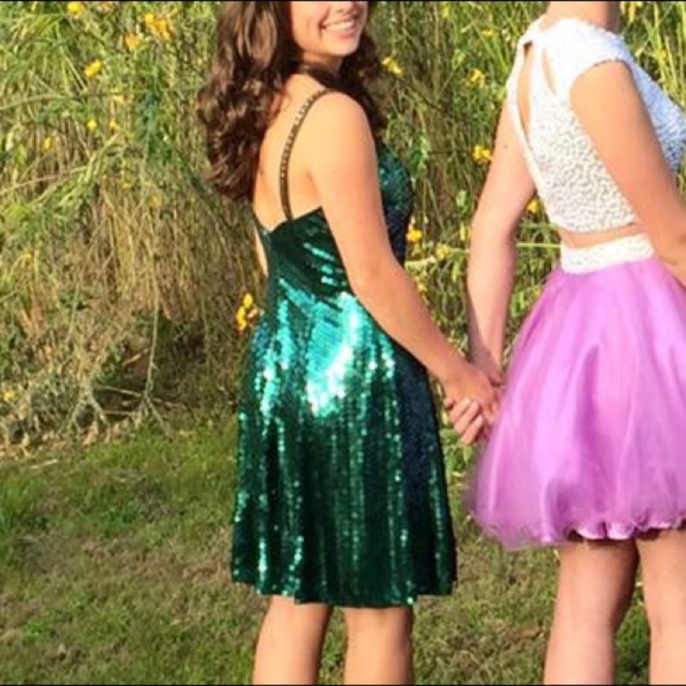Vintage Emerald Green Sequin Formal Dress: Size SM - Picture 3 of 8